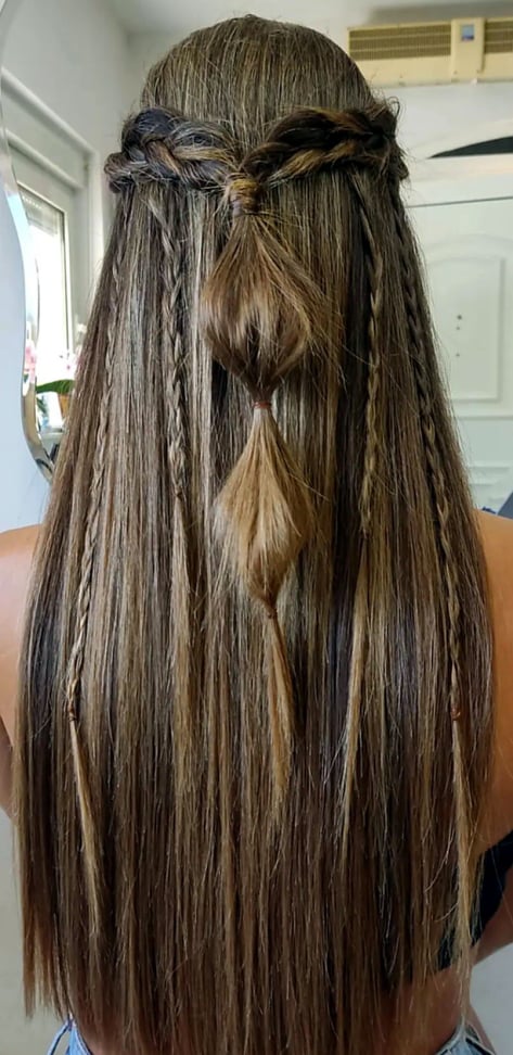 μακριά μαλλιά